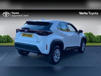 Used Toyota Yaris Cross 2023 for sale - 76796807: Photo