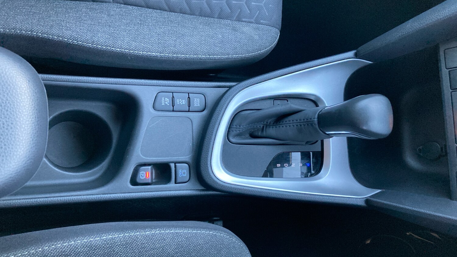 Used Toyota Yaris Cross 2023 for sale - 76796807: Photo 35