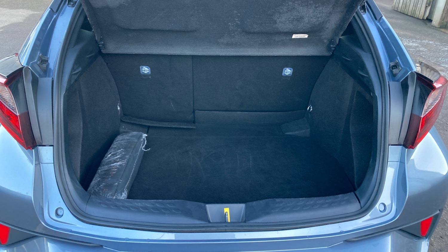 Used Toyota C-HR 2022 for sale - 77196356: Photo 14