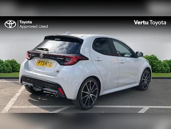 Used Toyota Yaris 2023 for sale - 79710478: Photo