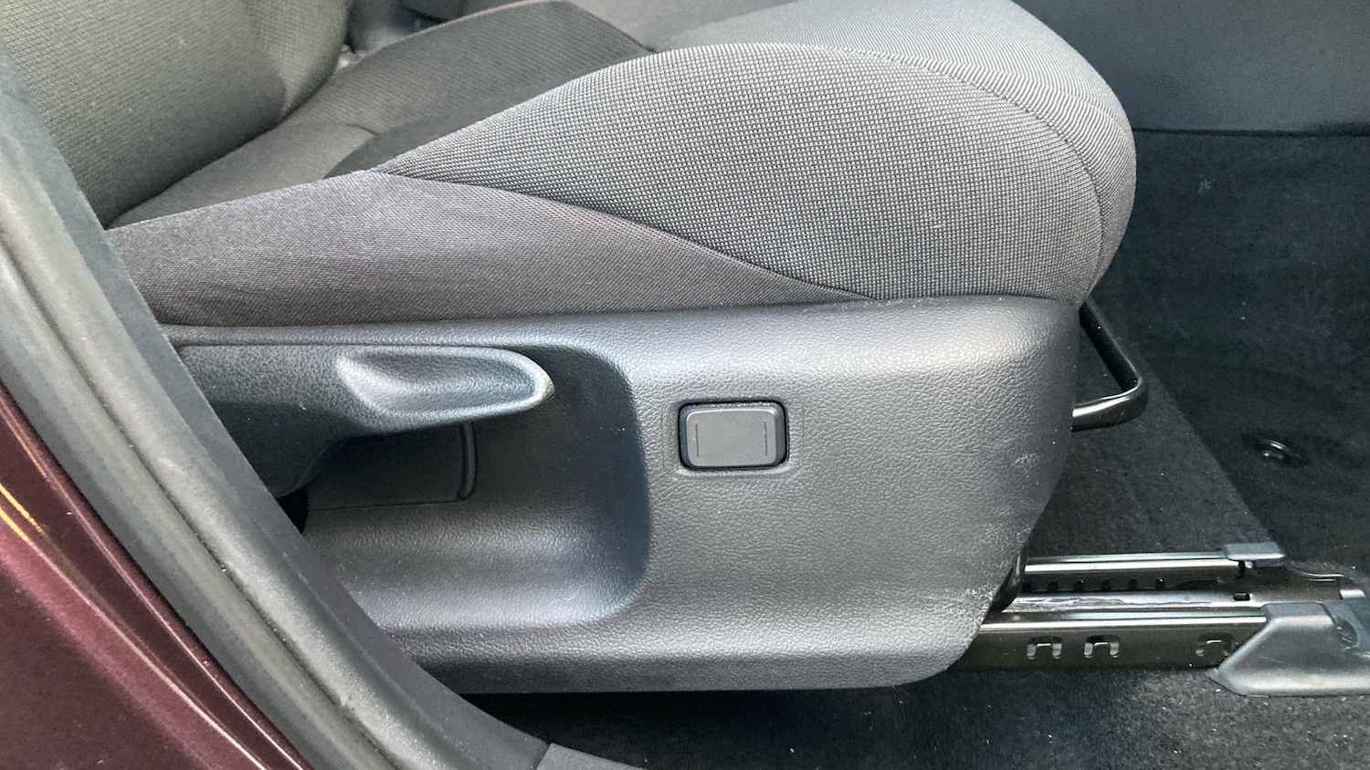 Used Toyota C-HR 2025 for sale - 77062041: Photo 35