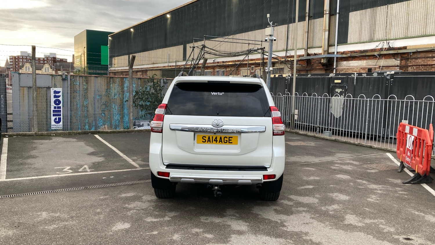 Used Toyota Land Cruiser 2015 for sale - 76602230: Photo 19