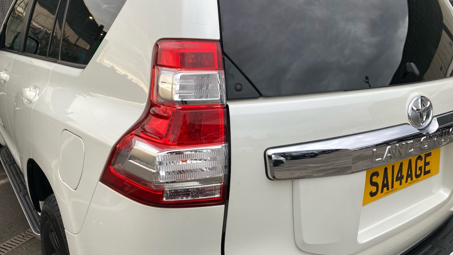 Used Toyota Land Cruiser 2015 for sale - 76602230: Photo 24