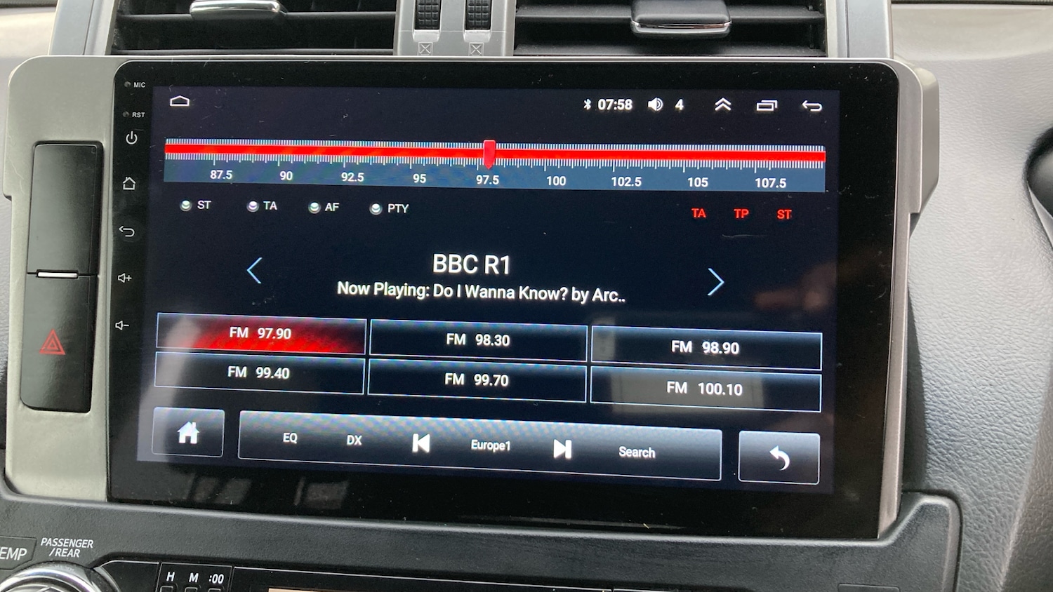 Used Toyota Land Cruiser 2015 for sale - 76602230: Photo 28