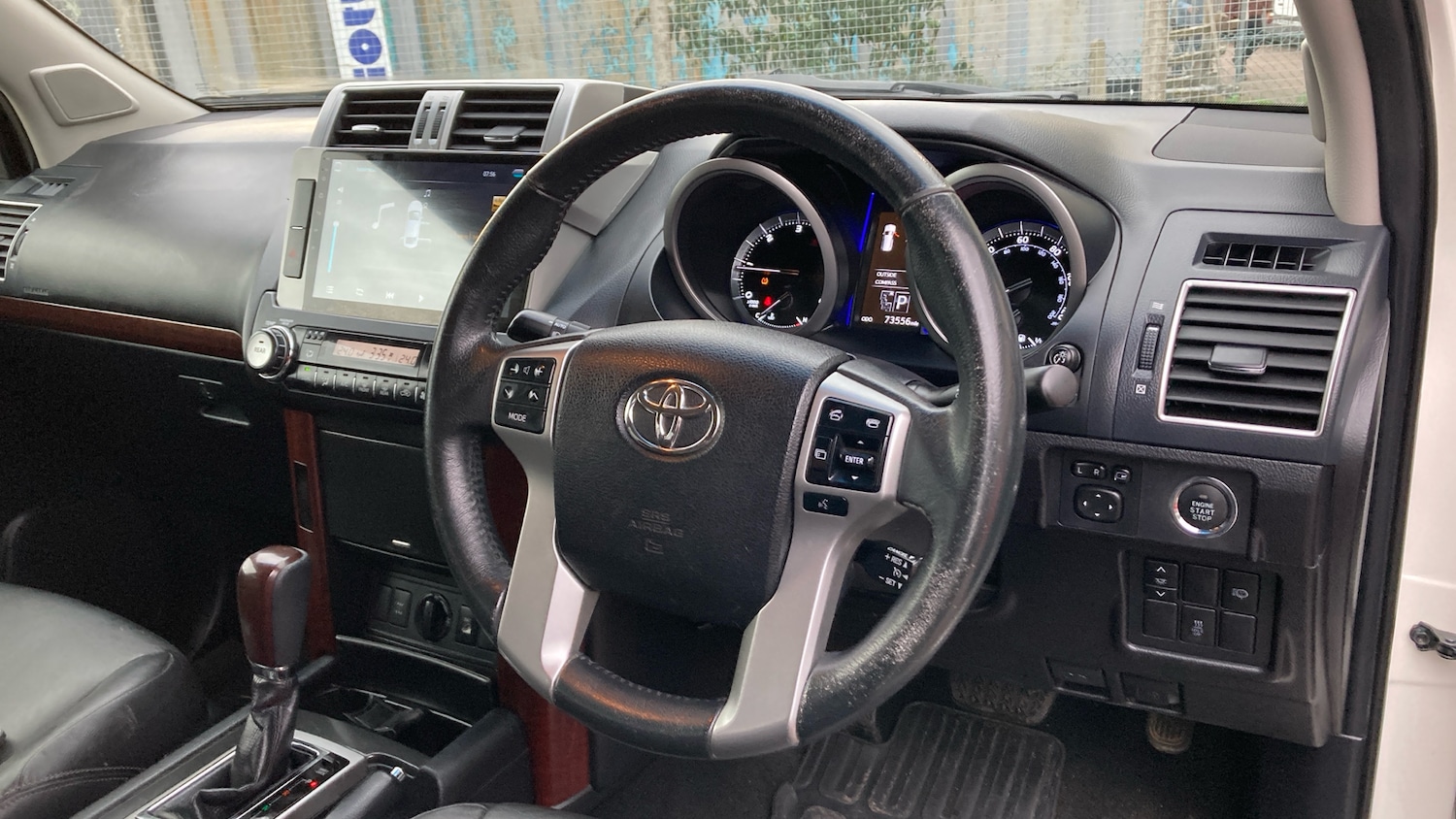 Used Toyota Land Cruiser 2015 for sale - 76602230: Photo 6