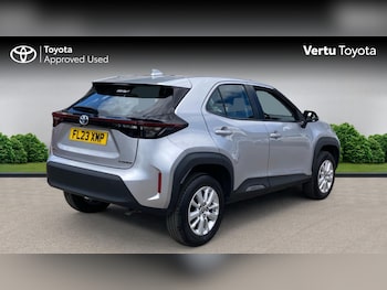 Used Toyota Yaris Cross 2023 for sale - 78748480: Photo
