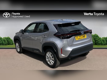 Used Toyota Yaris Cross 2023 for sale - 78748480: Photo