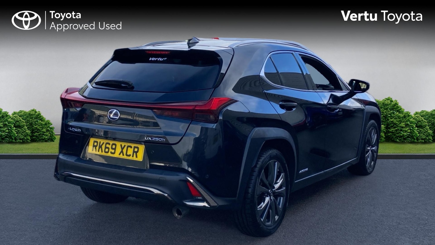 Used Lexus UX 2019 for sale - 77248573: Photo 2