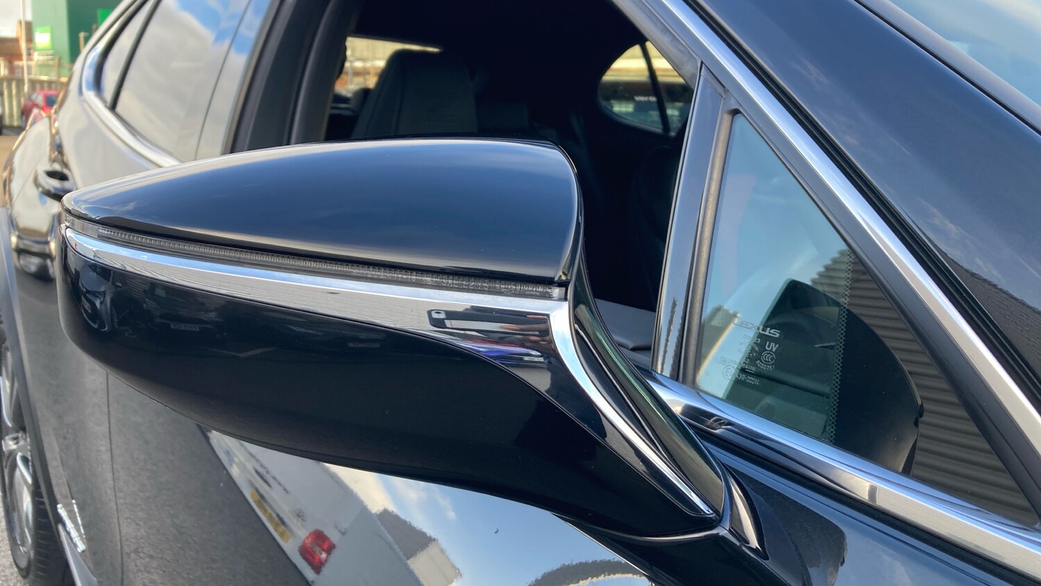 Used Lexus UX 2019 for sale - 77248573: Photo 31