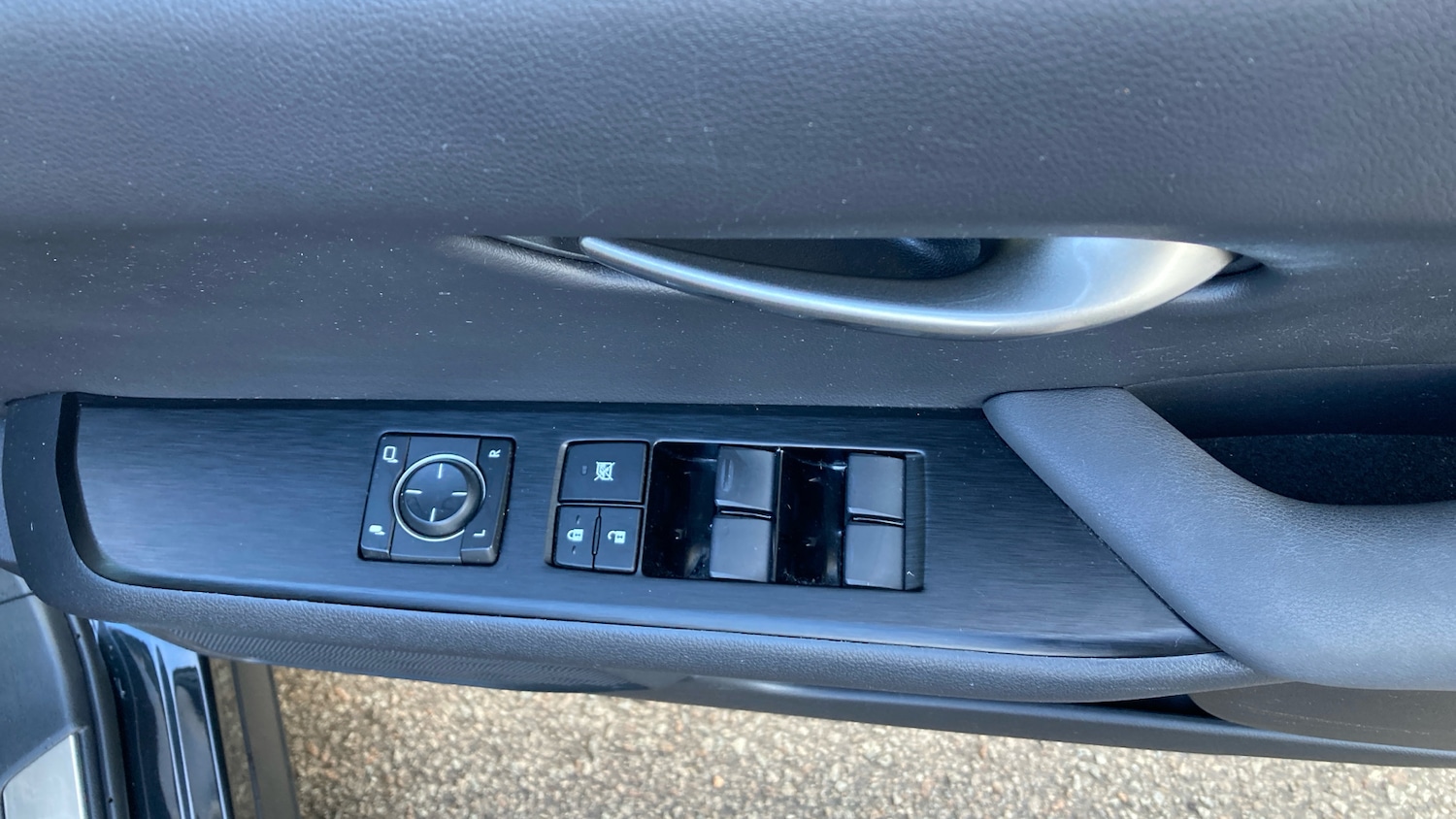 Used Lexus UX 2019 for sale - 77248573: Photo 32