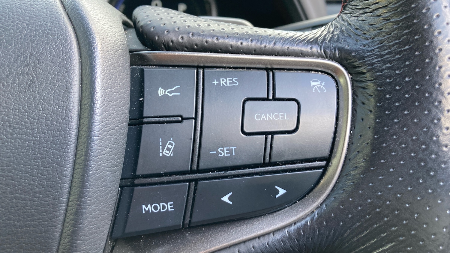Used Lexus UX 2019 for sale - 77248573: Photo 35