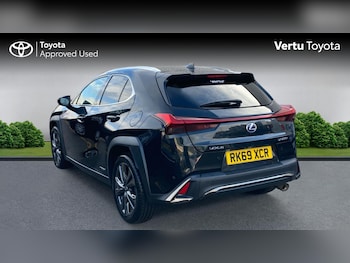 Used Lexus UX 2019 for sale - 77248573: Photo