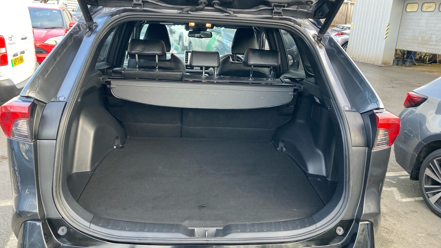 Used Toyota RAV4 2021 for sale - 77025266: Photo 14