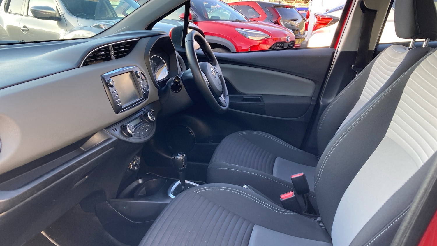 Used Toyota Yaris 2019 for sale - 77990499: Photo 10