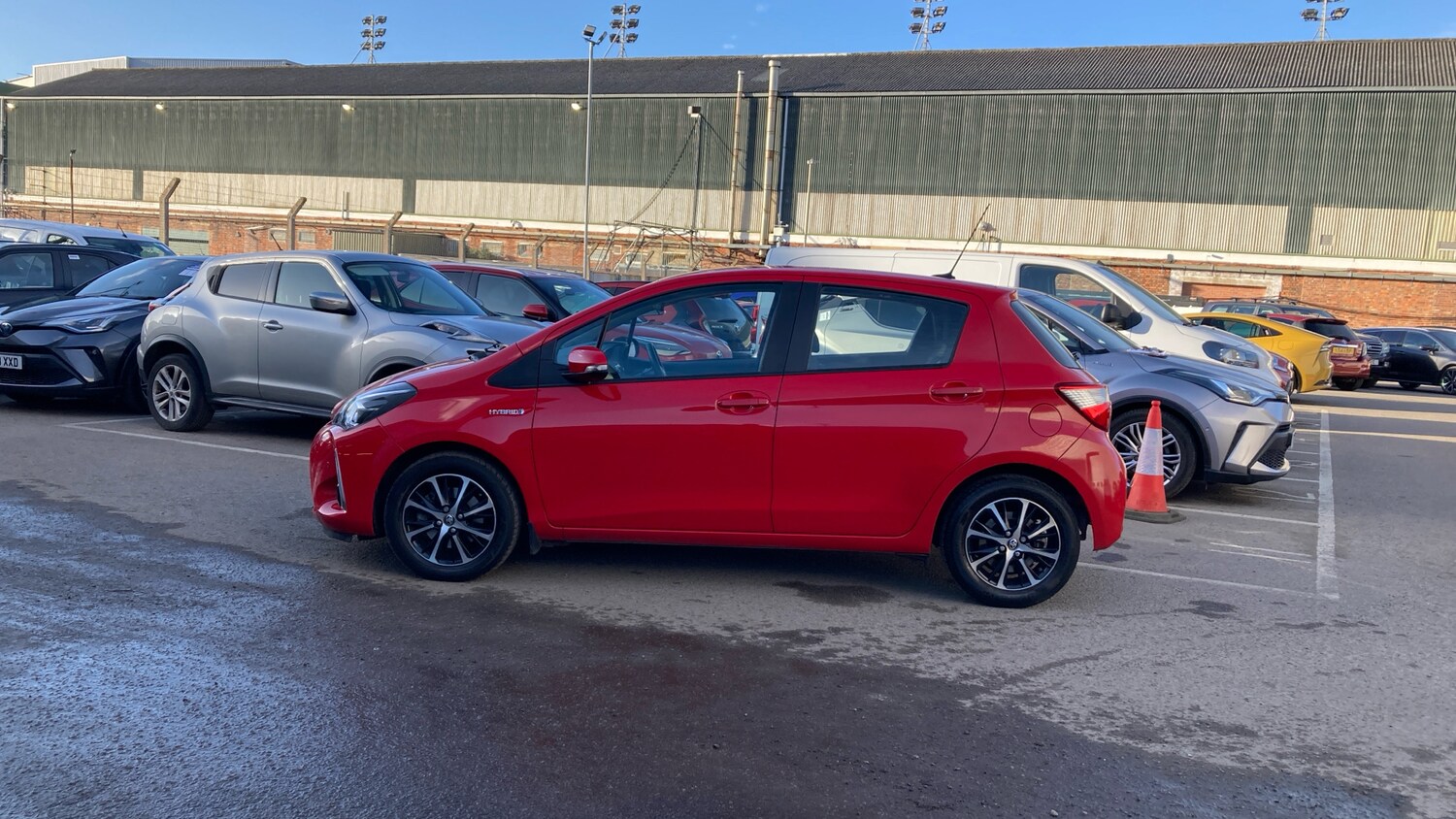 Used Toyota Yaris 2019 for sale - 77990499: Photo 17