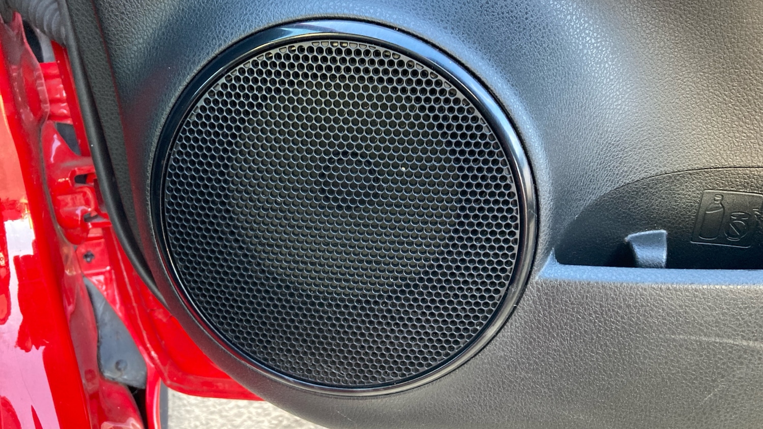 Used Toyota Yaris 2019 for sale - 77990499: Photo 32