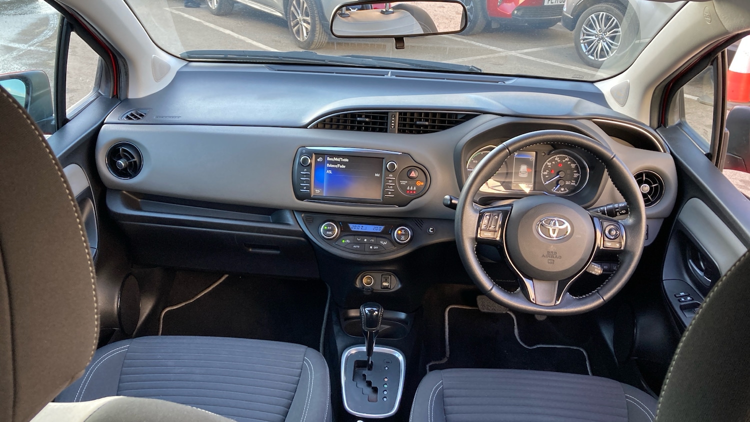 Used Toyota Yaris 2019 for sale - 77990499: Photo 5
