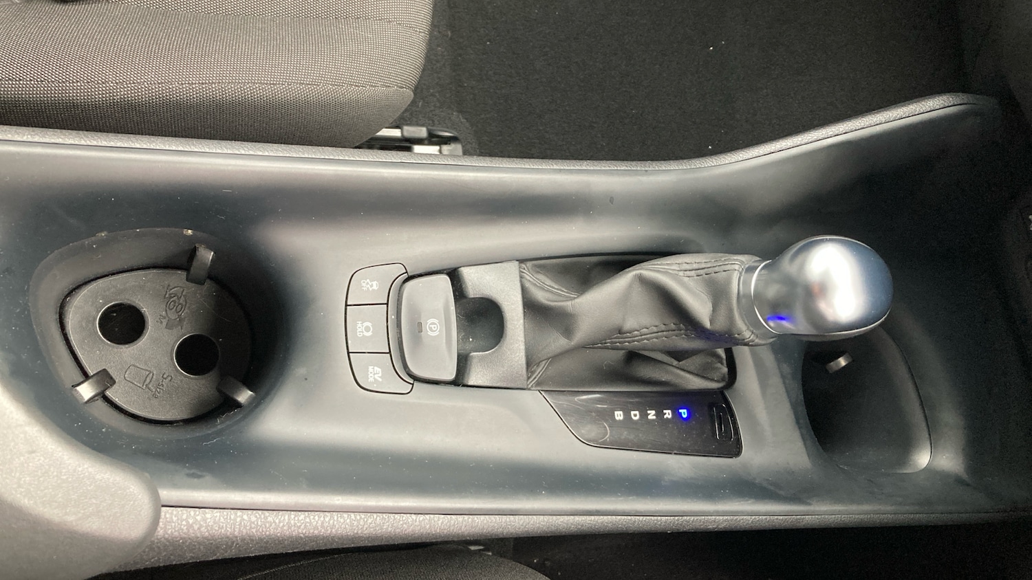 Used Toyota C-HR 2023 for sale - 78064333: Photo 32