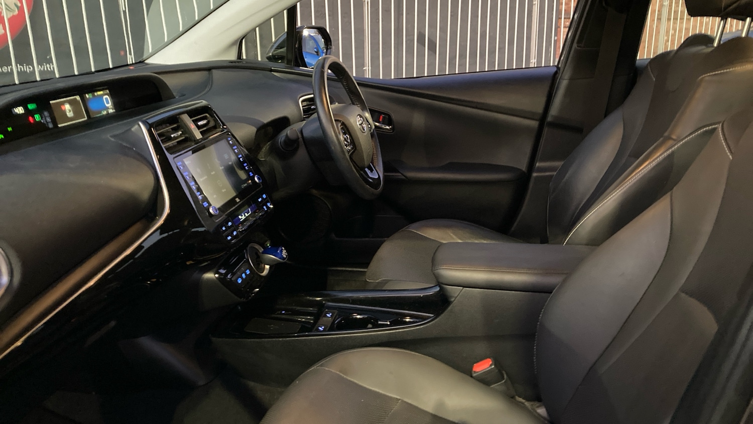 Used Toyota Prius 2019 for sale - 76692676: Photo 10