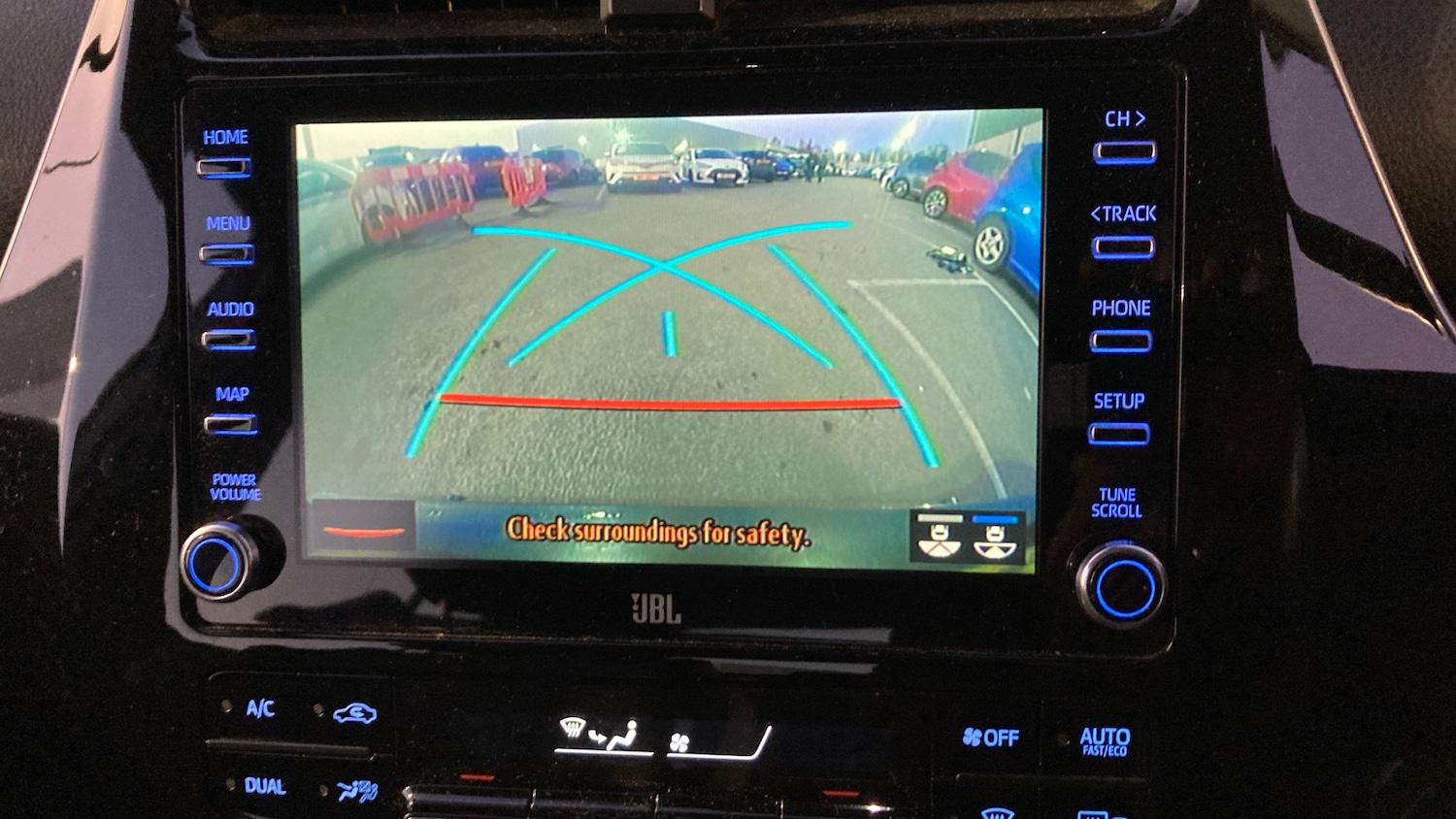 Used Toyota Prius 2019 for sale - 76692676: Photo 25