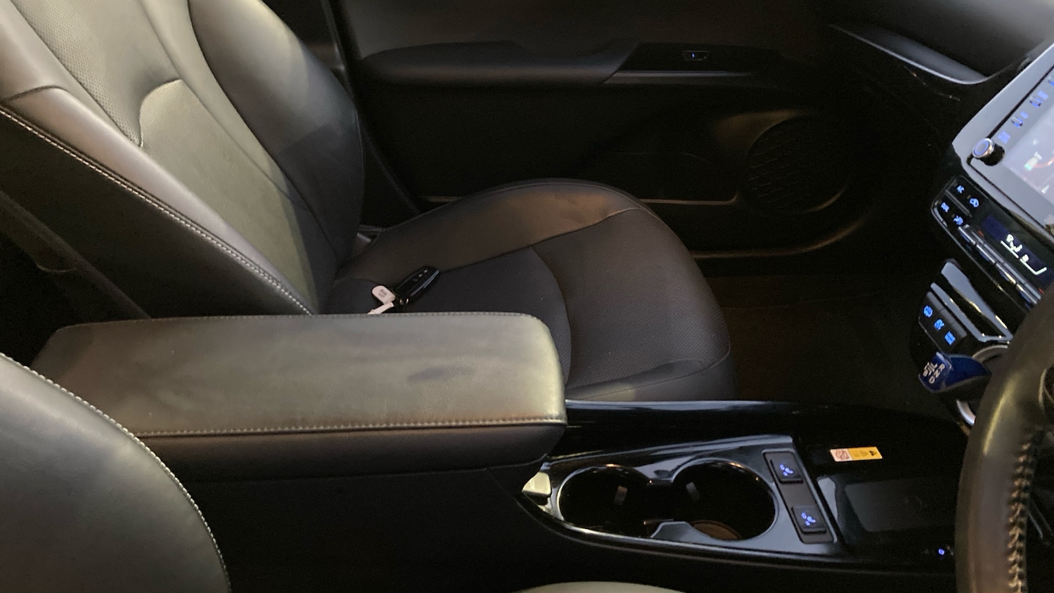 Used Toyota Prius 2019 for sale - 76692676: Photo 34