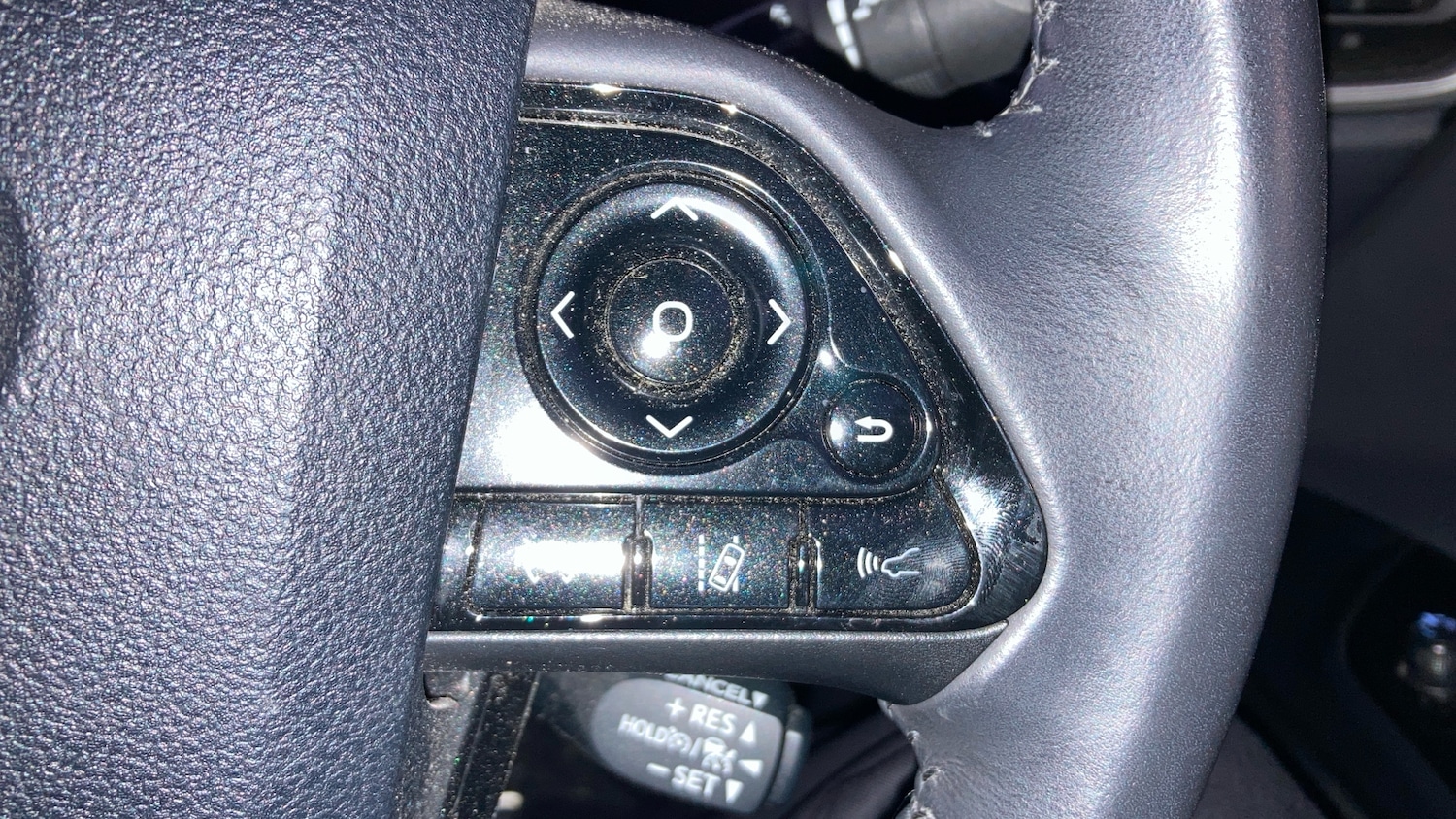 Used Toyota Prius 2019 for sale - 76692676: Photo 36