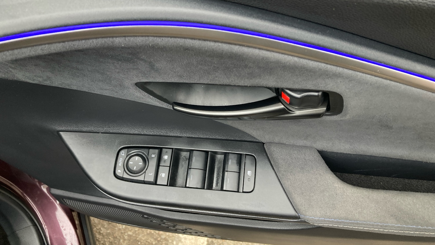 Used Toyota C-HR 2025 for sale - 78066613: Photo 33