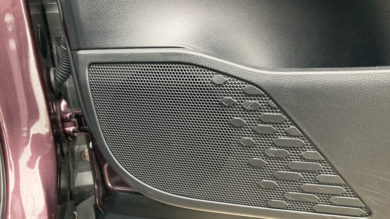 Used Toyota C-HR 2025 for sale - 78066613: Photo 34