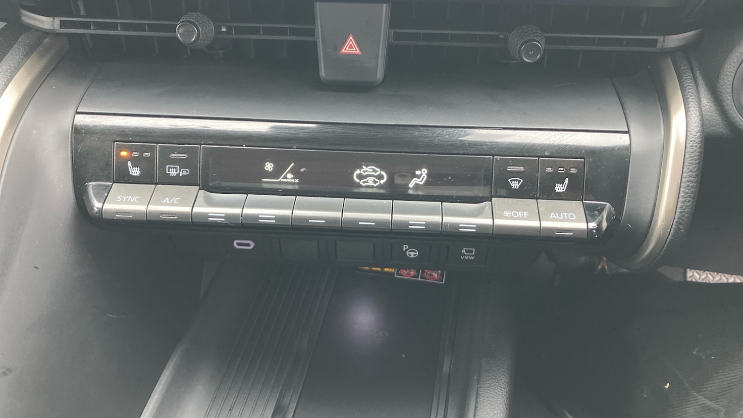 Used Toyota C-HR 2025 for sale - 78066613: Photo 41