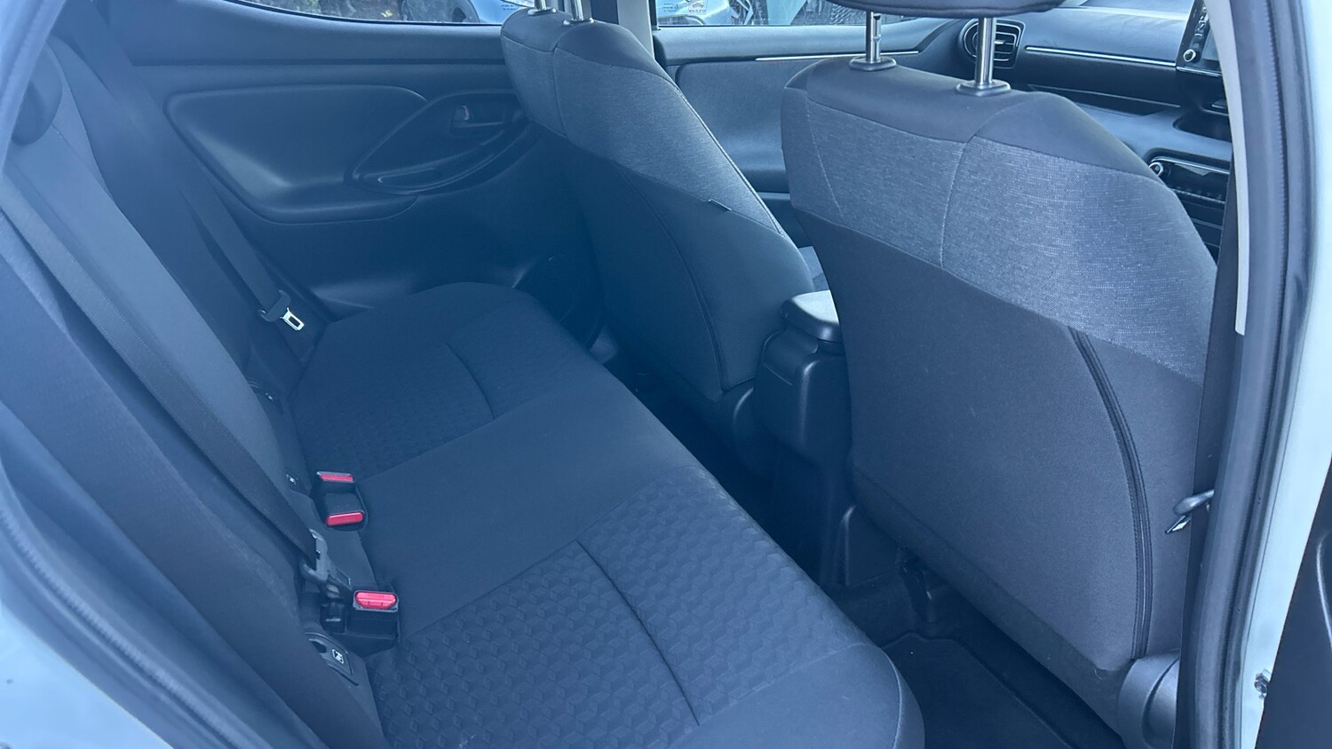 Used Toyota Yaris 2023 for sale - 78084334: Photo 12