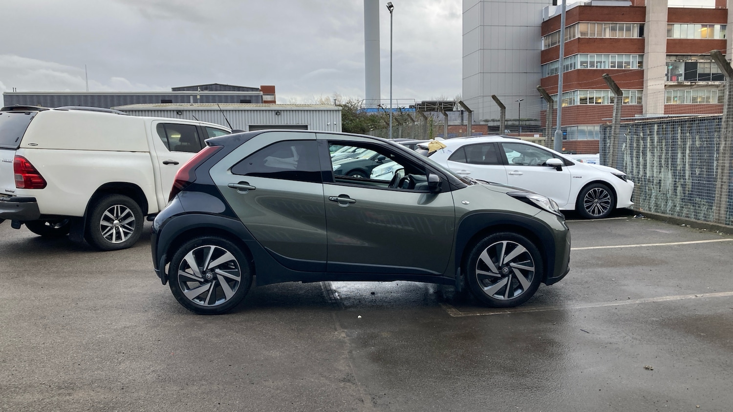 Used Toyota Aygo X 2022 for sale - 76780041: Photo 16