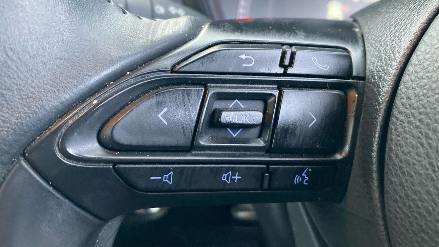 Used Toyota Aygo X 2022 for sale - 76780041: Photo 36