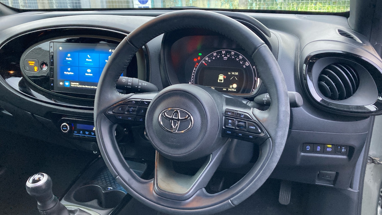 Used Toyota Aygo X 2022 for sale - 76780041: Photo 8