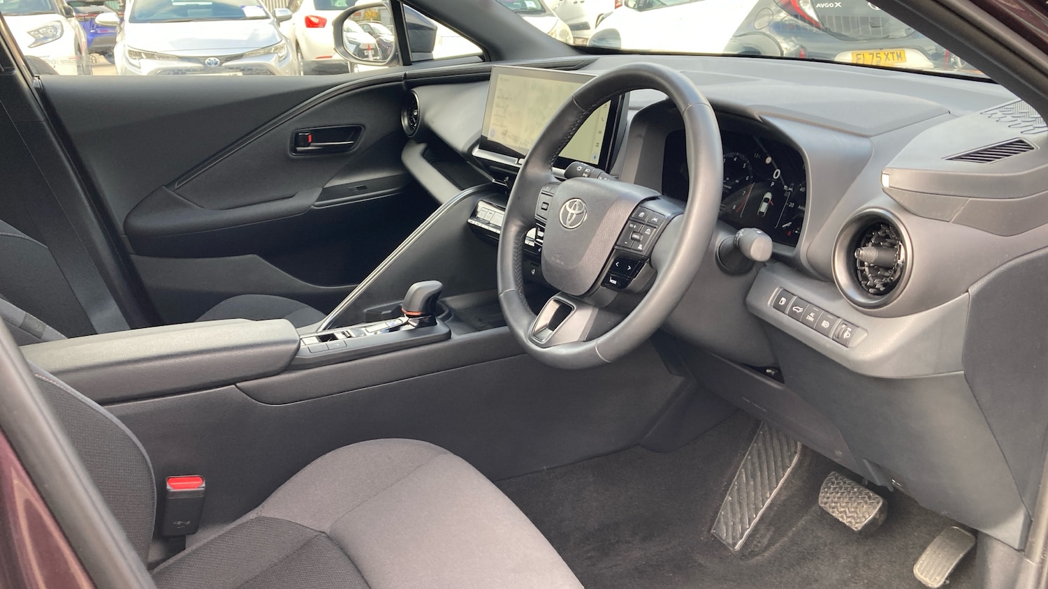 Used Toyota C-HR 2024 for sale - 77095652: Photo 11