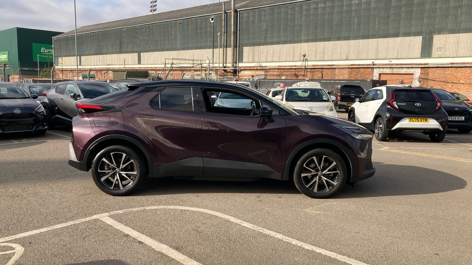 Used Toyota C-HR 2024 for sale - 77095652: Photo 16
