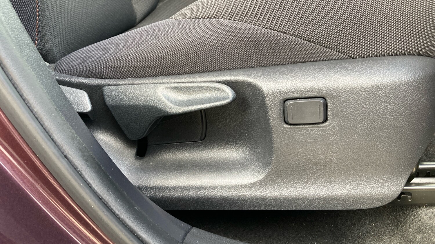 Used Toyota C-HR 2024 for sale - 77095652: Photo 40