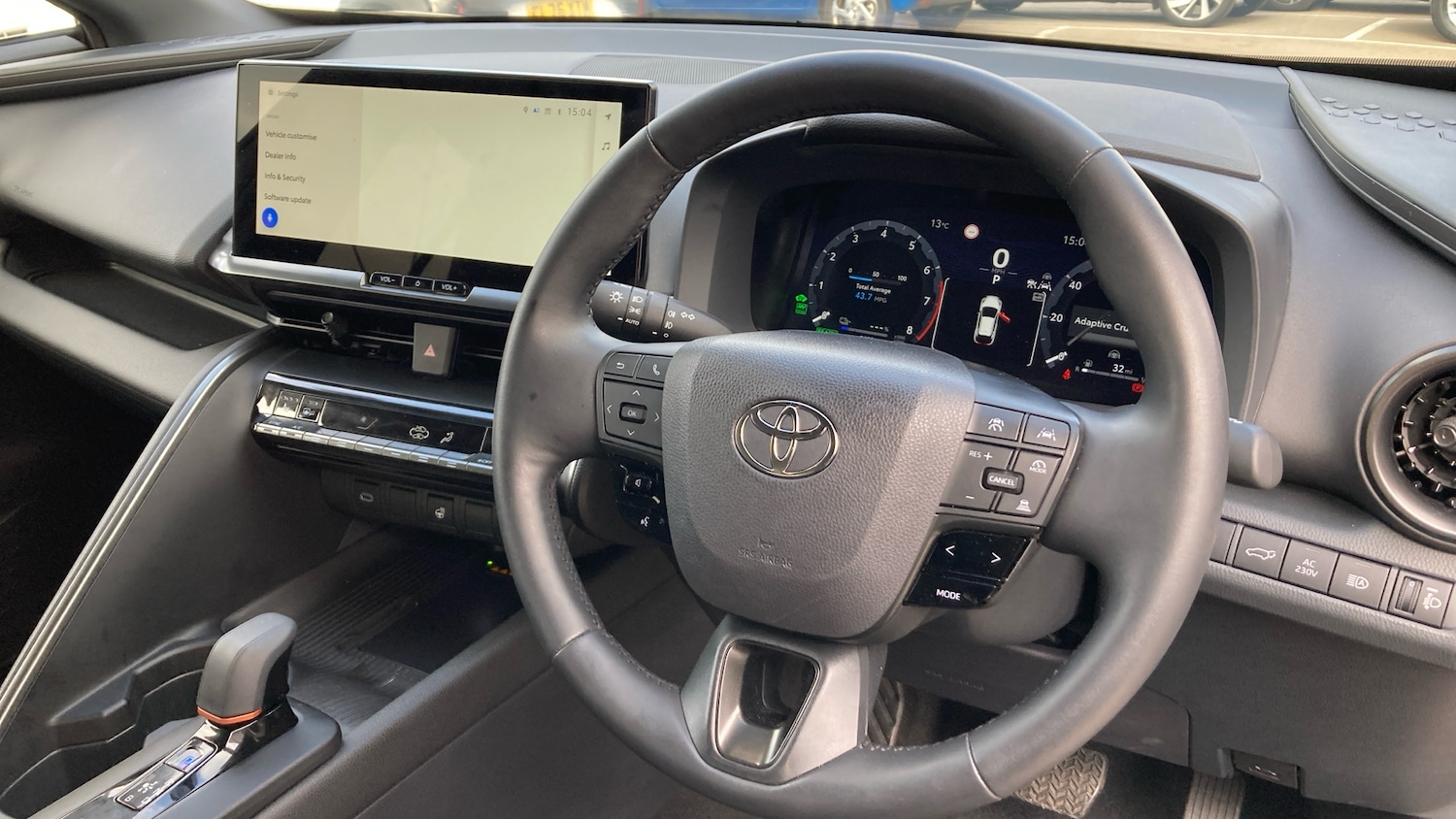 Used Toyota C-HR 2024 for sale - 77095652: Photo 6