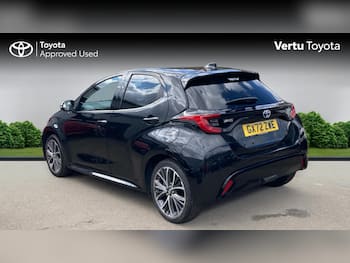 Used Toyota Yaris 2023 for sale - 79617748: Photo