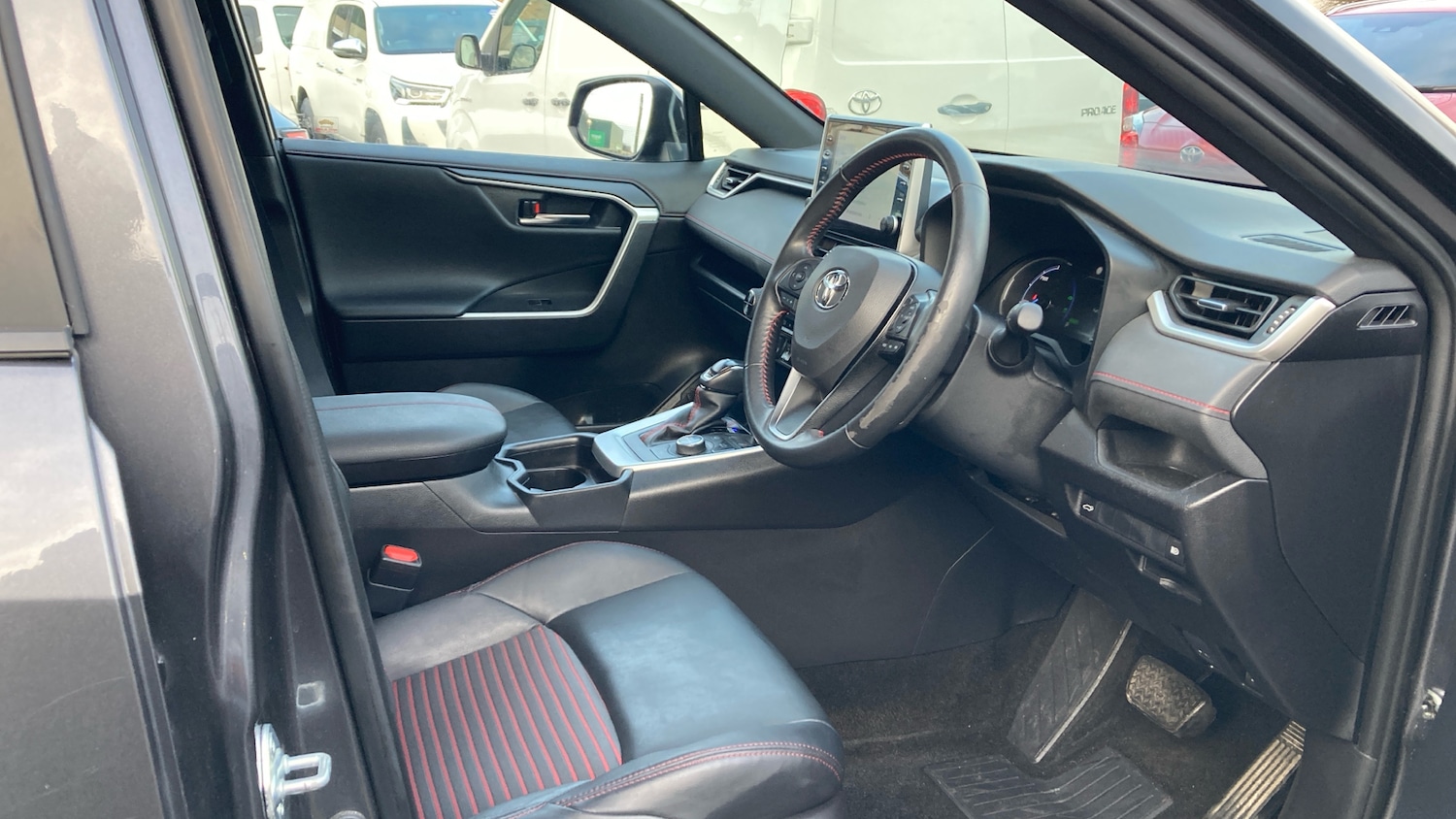 Used Toyota RAV4 2021 for sale - 76831468: Photo 11