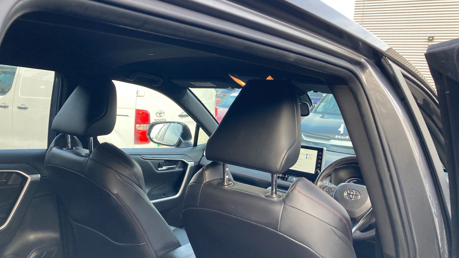 Used Toyota RAV4 2021 for sale - 76831468: Photo 20