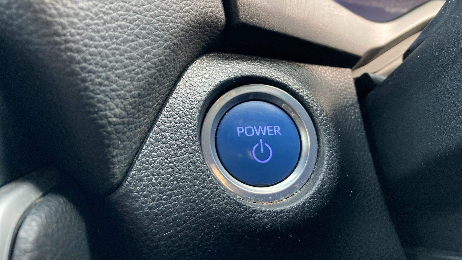 Used Toyota RAV4 2021 for sale - 76831468: Photo 38