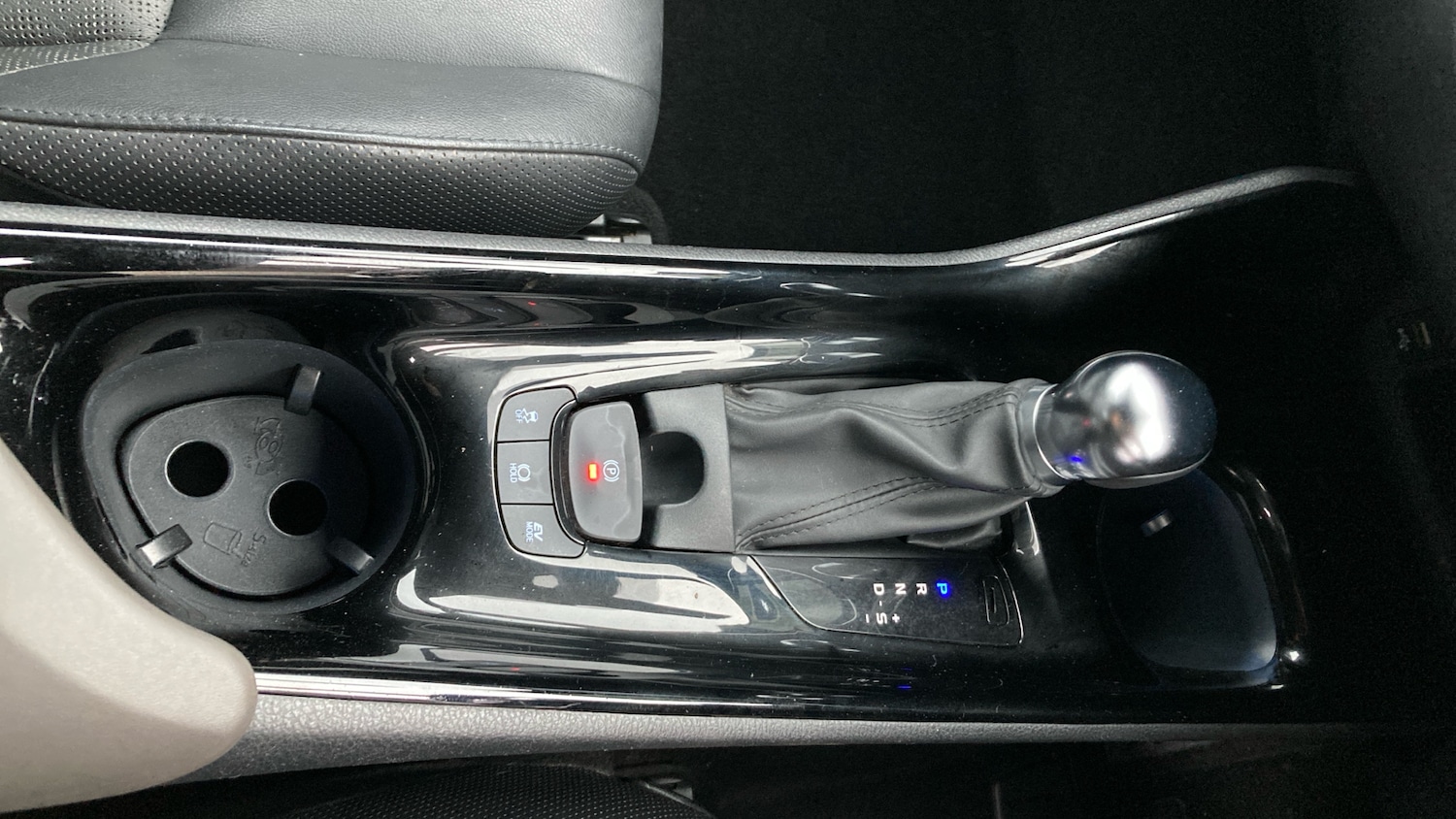 Used Toyota C-HR 2020 for sale - 77353463: Photo 37