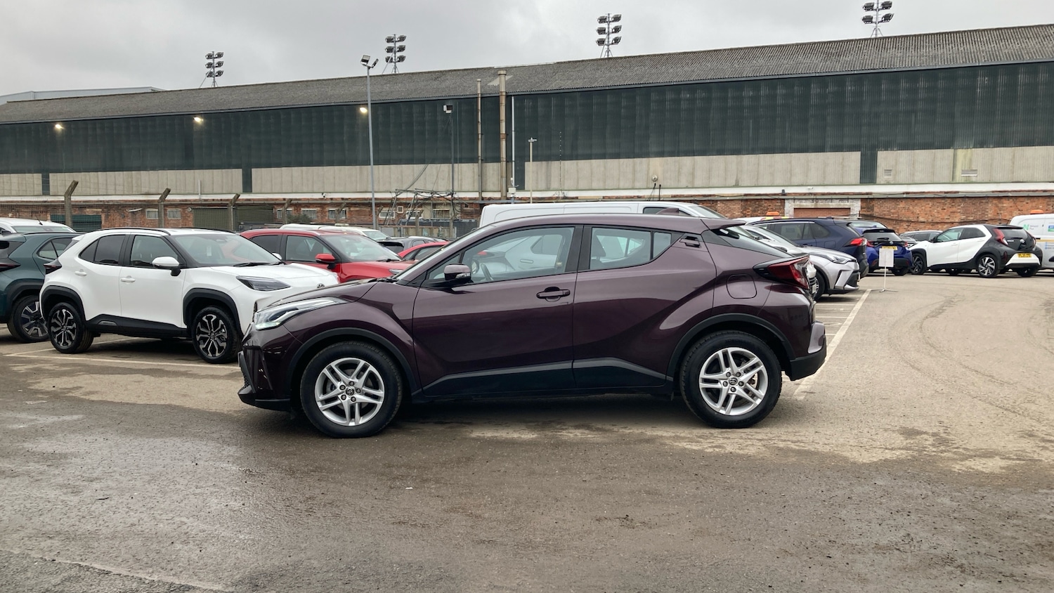 Used Toyota C-HR 2023 for sale - 77812862: Photo 17