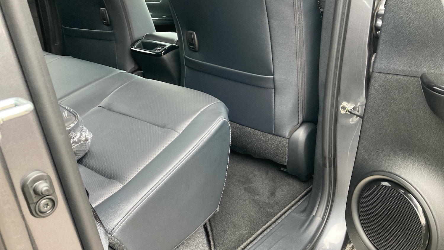 Used Toyota Hilux 2025 for sale - 78190915: Photo 12