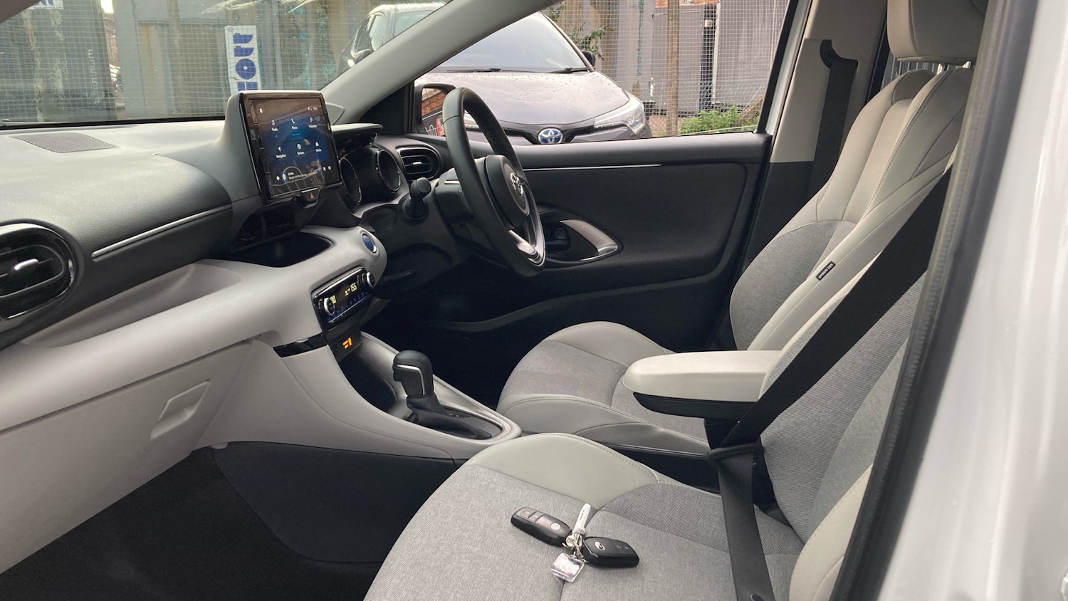 Used Toyota Yaris 2022 for sale - 76427759: Photo 10