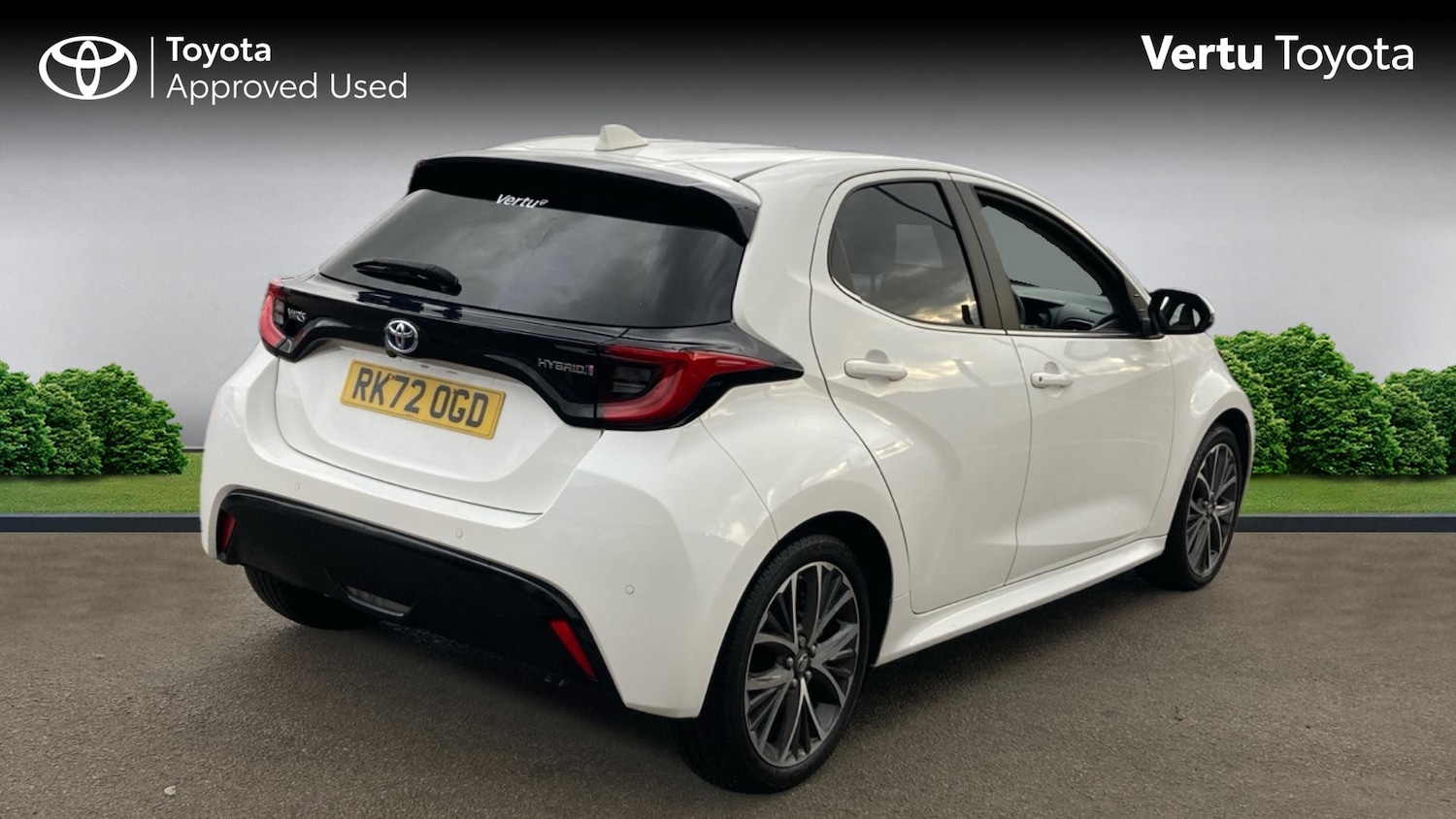 Used Toyota Yaris 2022 for sale - 76427759: Photo 2