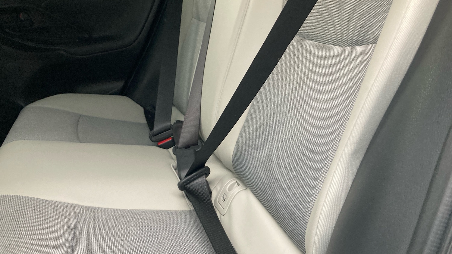 Used Toyota Yaris 2022 for sale - 76427759: Photo 22