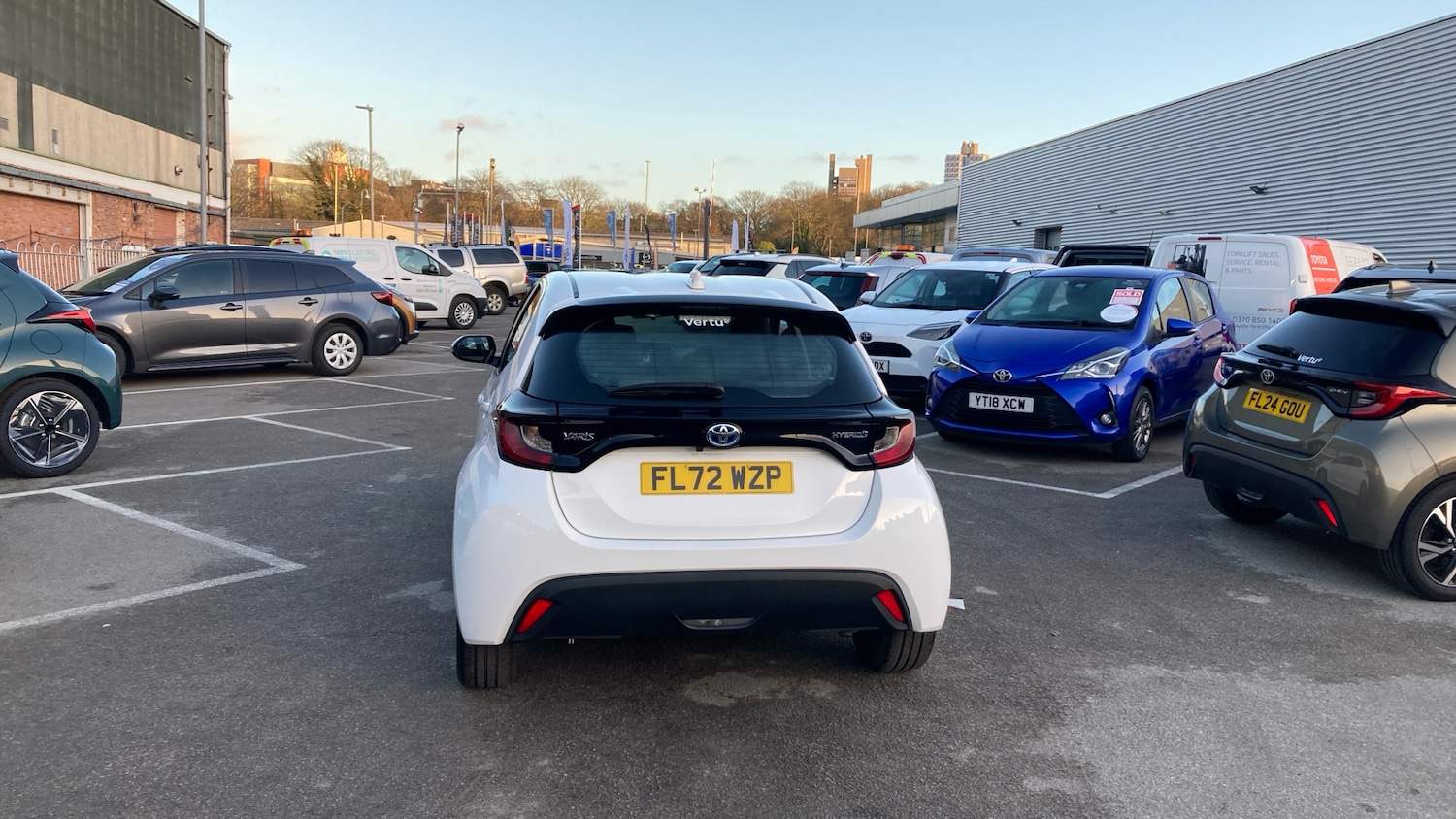 Used Toyota Yaris 2022 for sale - 76948840: Photo 19