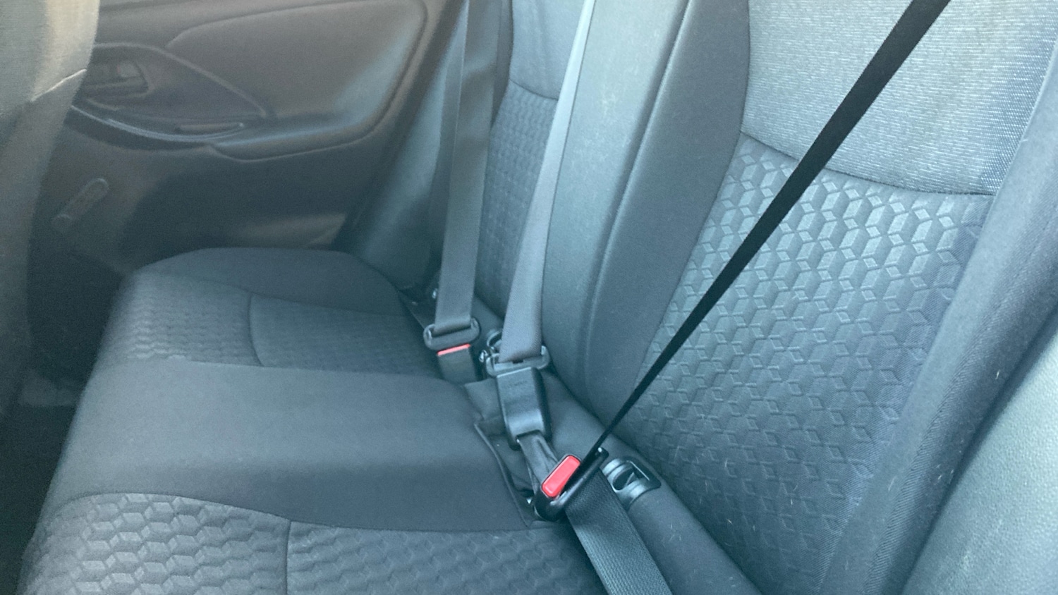 Used Toyota Yaris 2022 for sale - 76948840: Photo 22