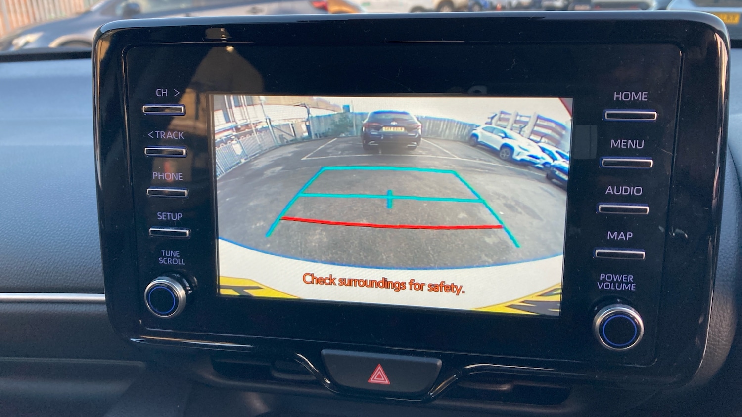 Used Toyota Yaris 2022 for sale - 76948840: Photo 25